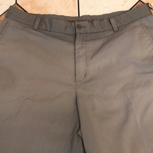 Nike golf shorts size 35 men performance wear - Picture 3 of 10